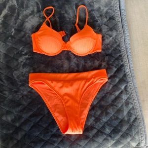 Triangl coral high waisted bikini